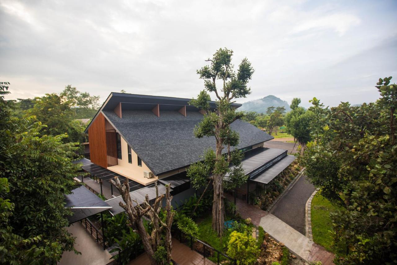 The Chamuang Forest Nakhon Nayok Exterior foto