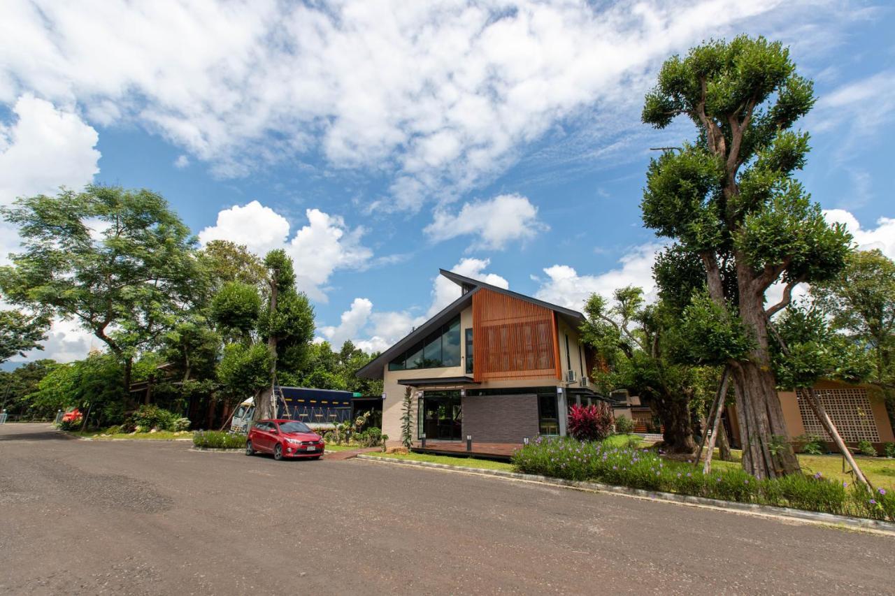 The Chamuang Forest Nakhon Nayok Exterior foto